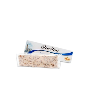 Crumbly Nougat with Almonds