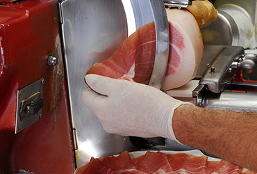 How to slice Parma Ham